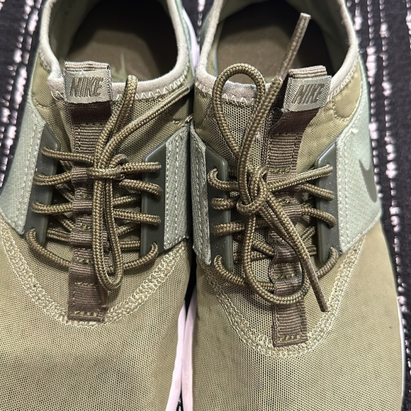 Nike sock sneakers, olive green size 10 - Picture 7 of 8